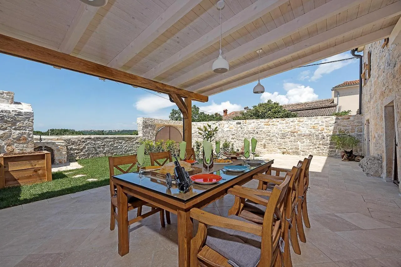 Semesterbostad Stone House Dijana Istria Sveti Lovrec Villa Sveti Lovreč Pazenatički