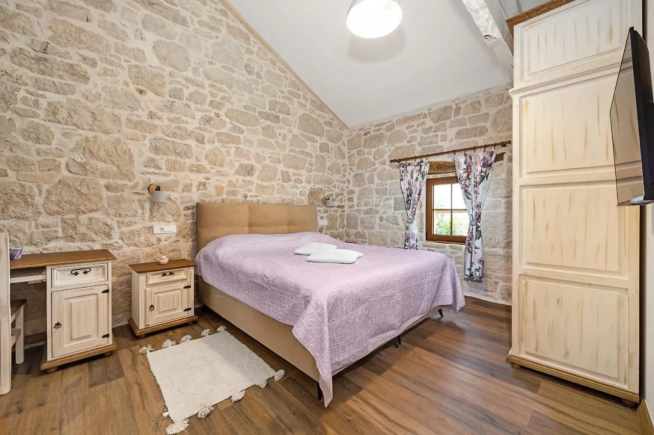Stone House Dijana Istria Sveti Lovrec Villa Sveti Lovreč Pazenatički Kroatien