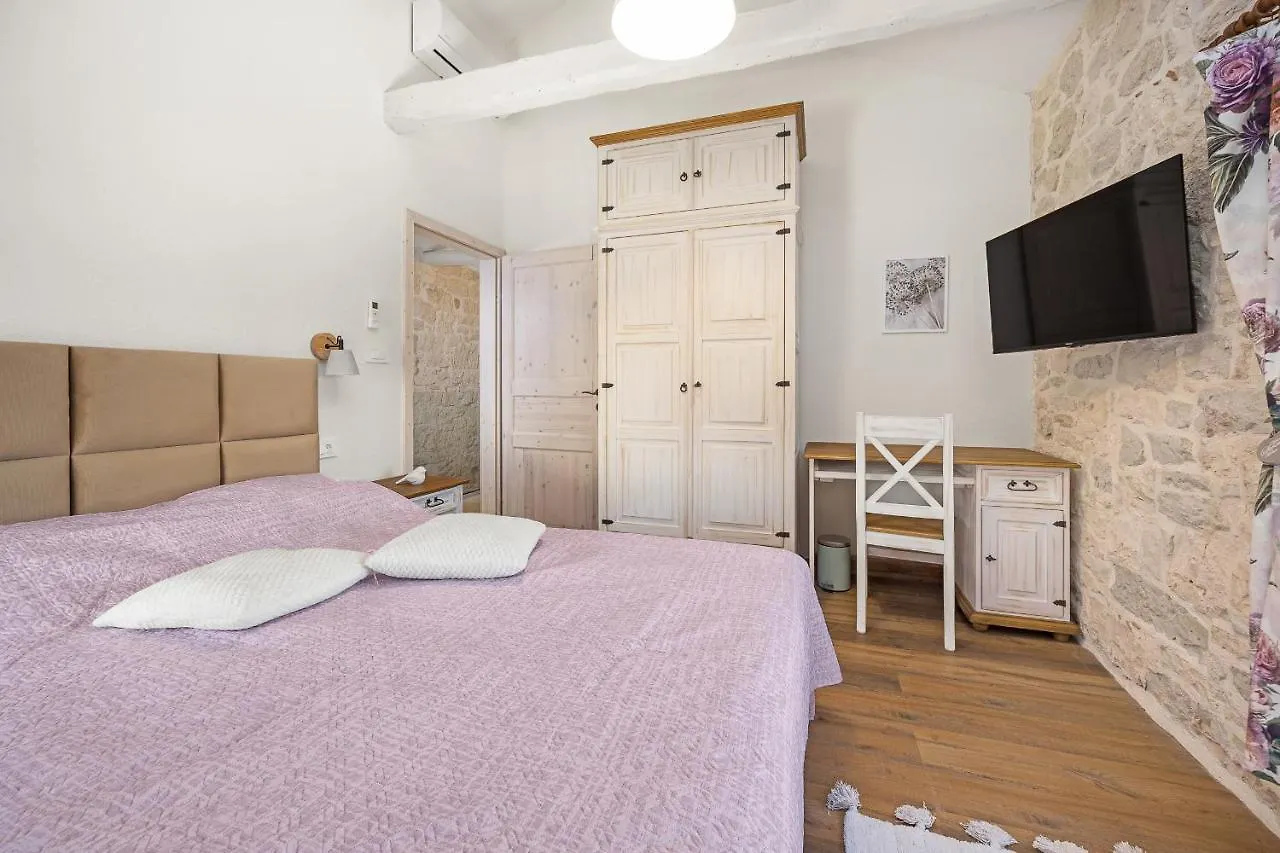 Stone House Dijana Istria Sveti Lovrec Villa Sveti Lovreč Pazenatički Semesterbostad