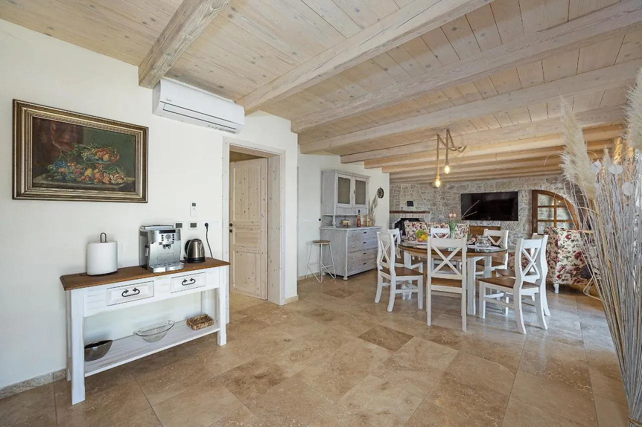 Stone House Dijana Istria Sveti Lovrec Villa Sveti Lovreč Pazenatički Semesterbostad